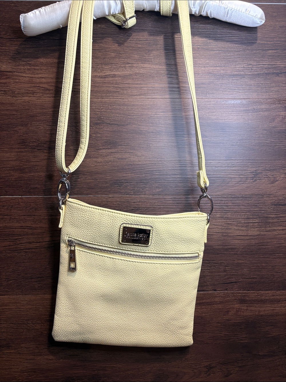 Jenna Kator collection Light Yellow Crossbody Shoulder Bag